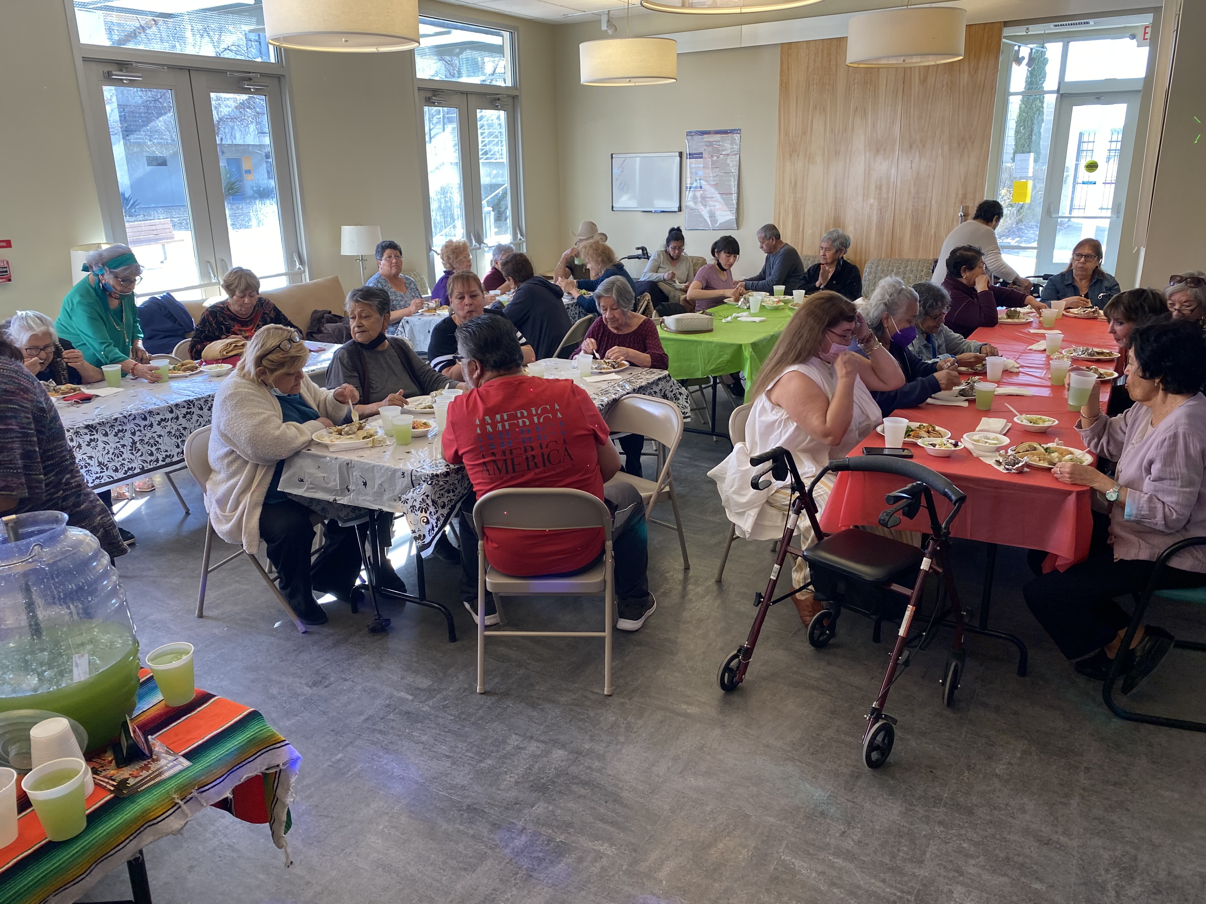 Envolve Resident Lunch Program Visits Sun Belt Communities