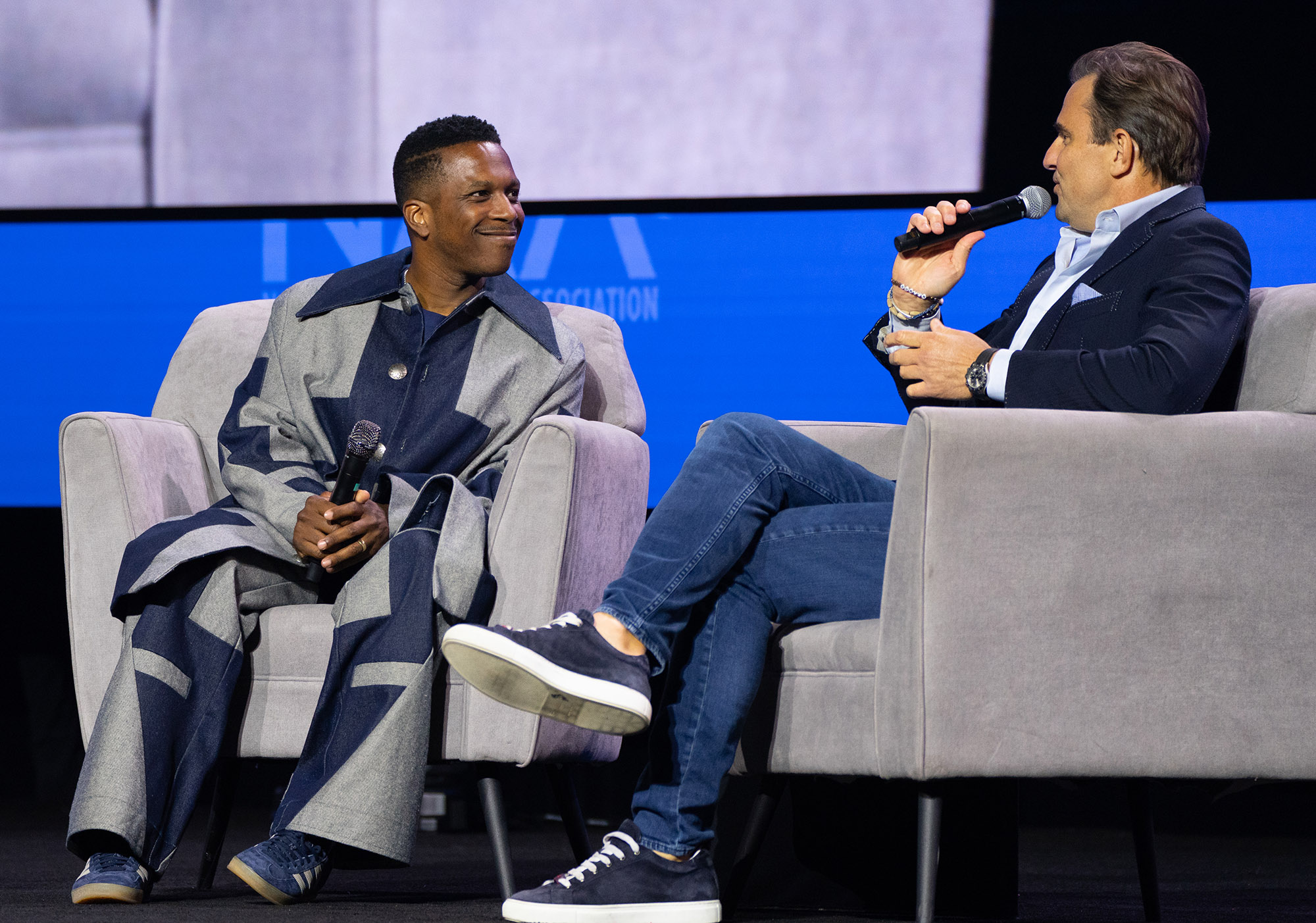 Apartmentalize Emcee Bill Rancic with Day One General Session Headliner Leslie Odom, Jr.