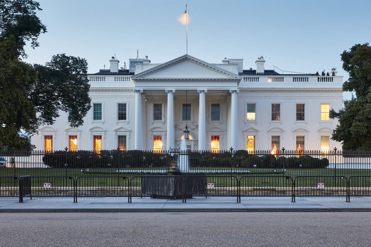 Photo of the White House.