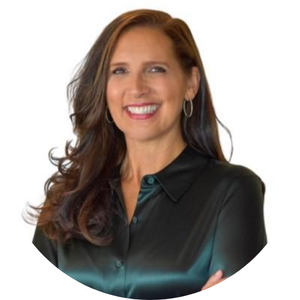 ​​​​​​​Cindy Clare headshot