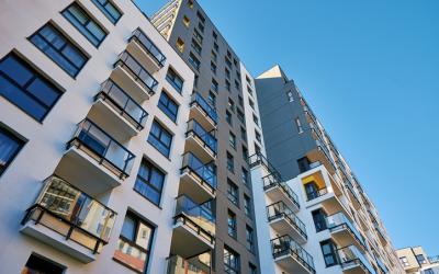 Photo of an apartment community exterior.