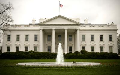 Photo of the White House.