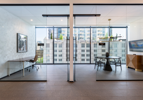 Home office in apartment 