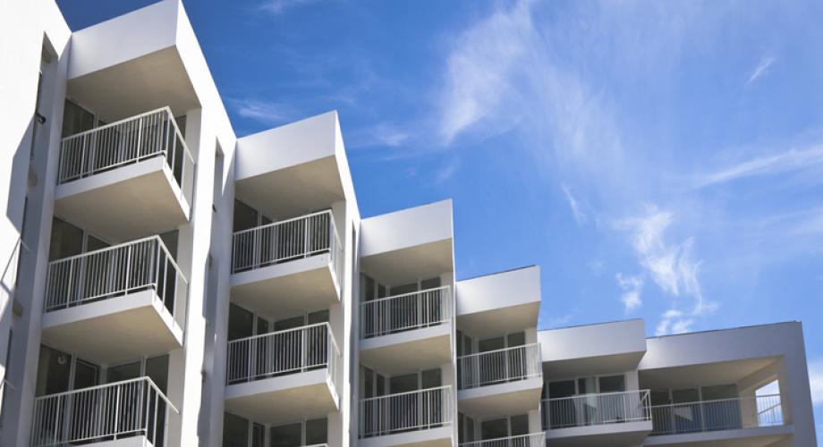 Photo of an apartment community's exterior.