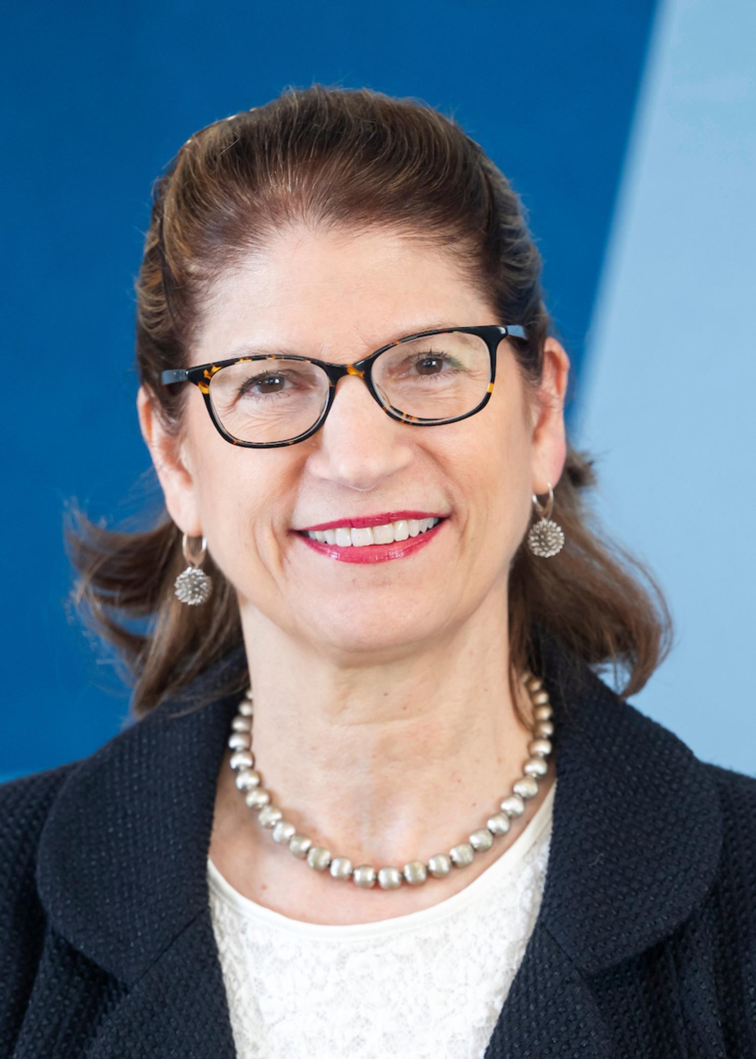 linda andreani headshot