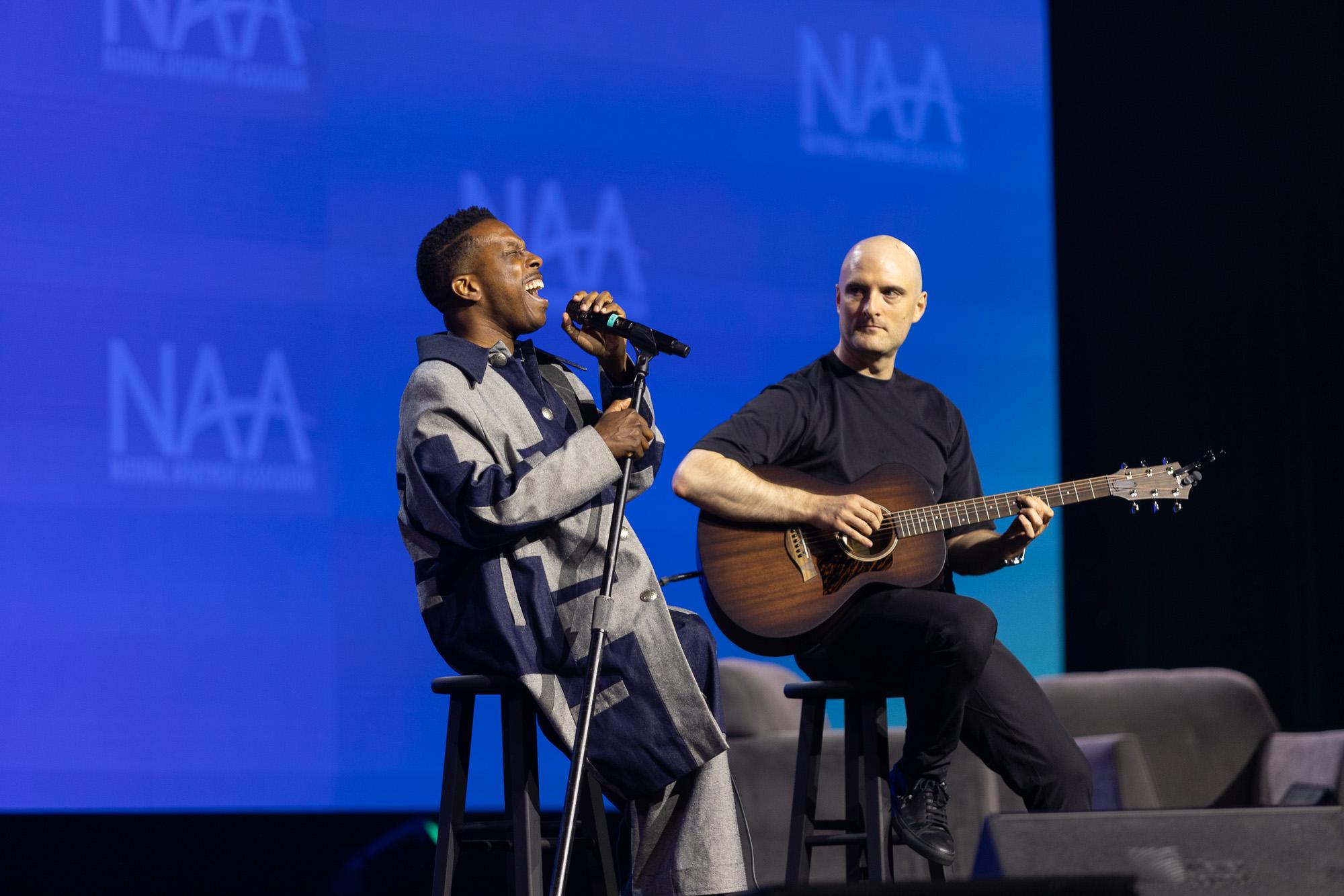 Apartmentalize attendees were in for a real treat when General Session Keynote Speaker Leslie Odom, Jr., treated them to his unparalleled singing talents.