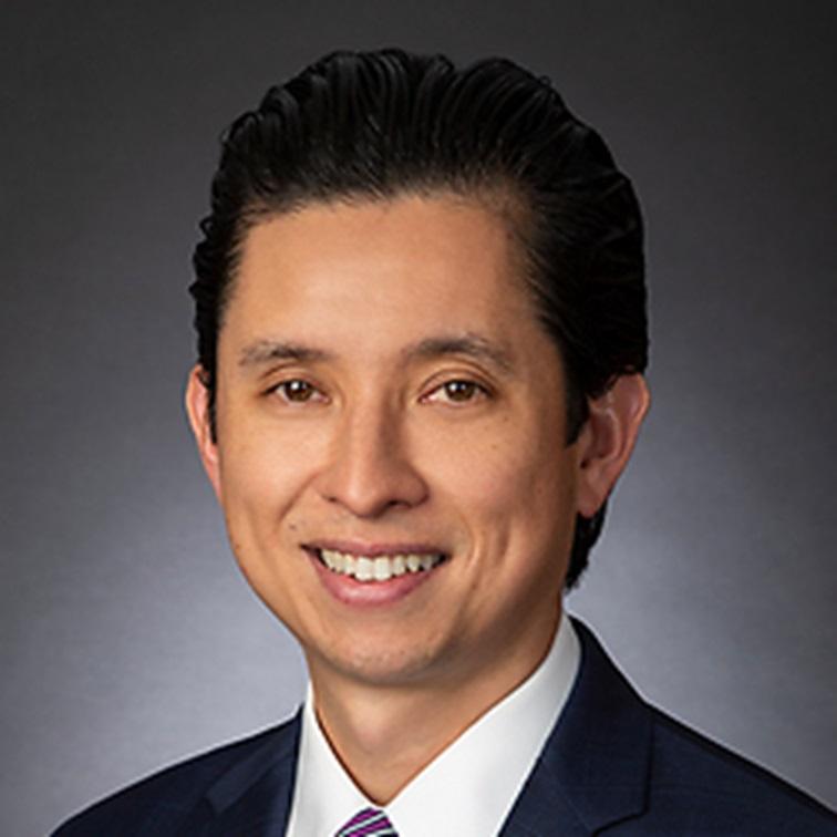 leo caseria headshot