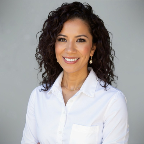 crystal moya headshot