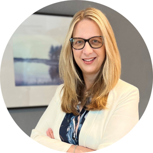 jennifer koster headshot